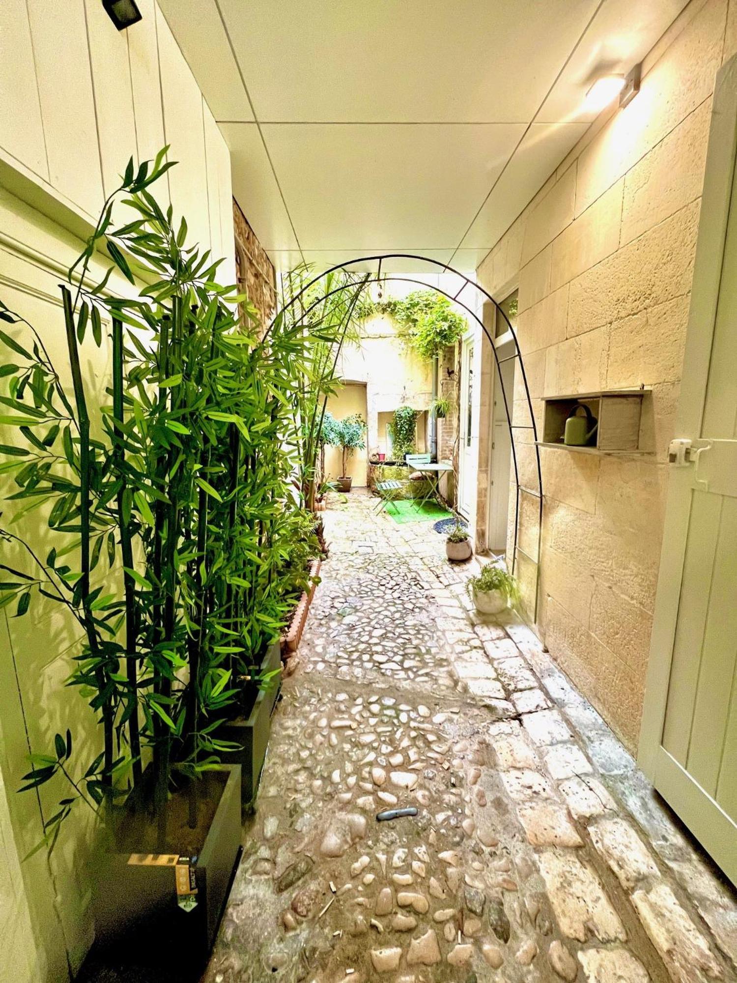Le Logis Des Templiers Vieux Port Apartment La Rochelle  Ngoại thất bức ảnh